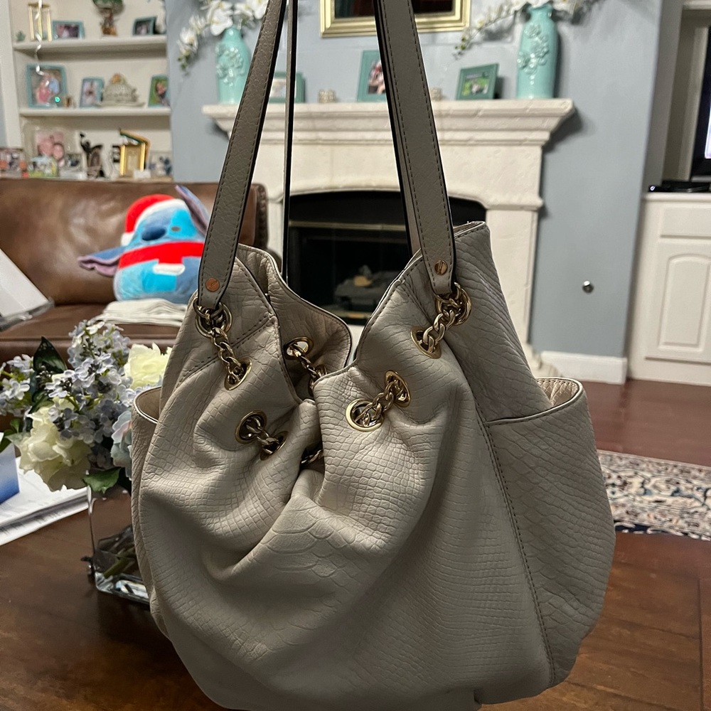 Michael Kors cream bag - Picture 5 of 5